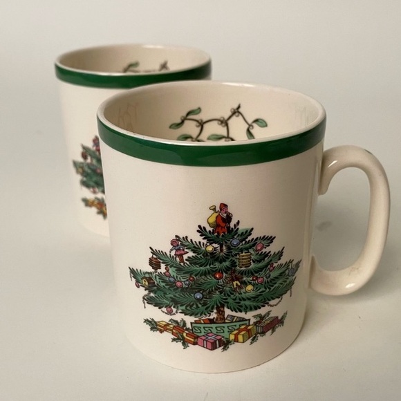 🎄SPODE “CHRISTMAS TREE” MUGS set of Two!
Excellent condition no chips! - Picture 4 of 6